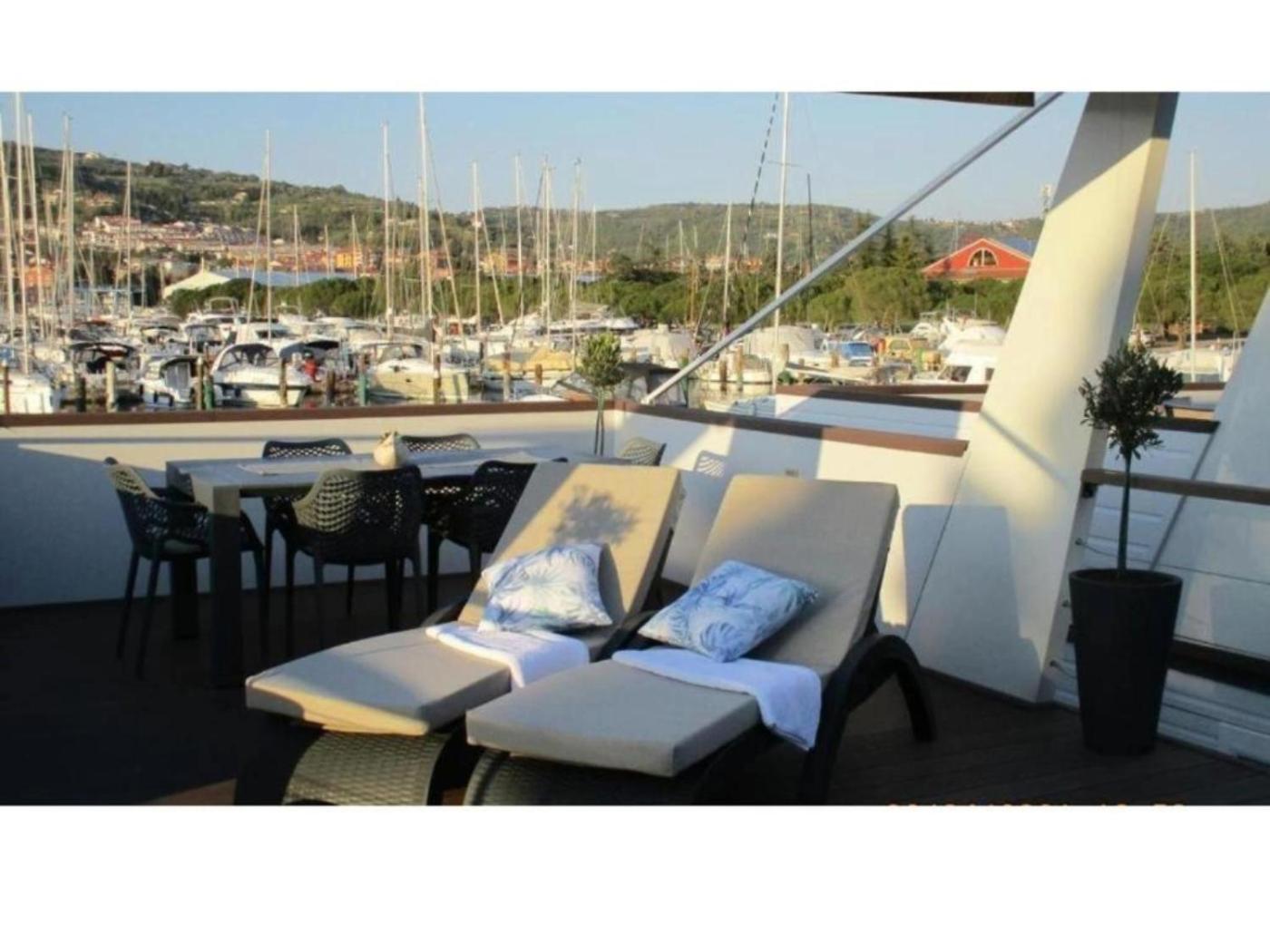 Floating House - Sunset Vila Portorož Exterior foto
